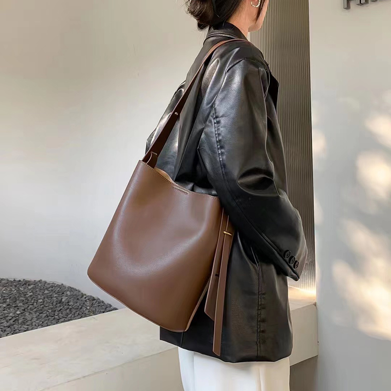 Real Leather Barrel Bag Women Shoulder Purse LH3472_5 Colors 